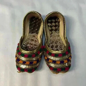 Traditional Afghani Slippers/Jutti shoes /party shoes  - Size 4